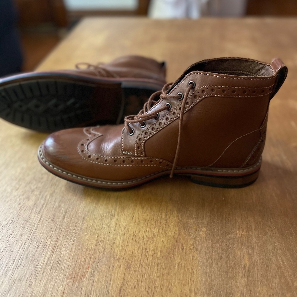 Bostonian Tan Leather Oxford Boots - Mens size 9